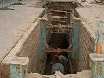 Wer muss für die notwendige Kanalsanierung mehr bezahlen: Ludwigschorgast oder Kupferberg? Diese Frage beschäftigt derzeit die Gremien in beiden Gemeinden. Foto: Archiv