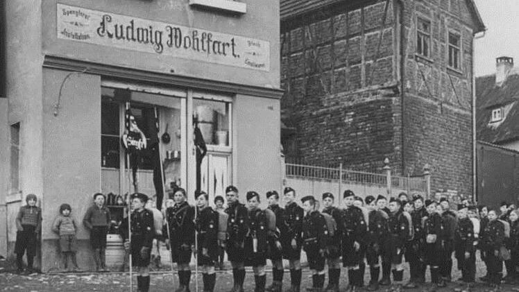 Die Pimpfe in Maßbach 1945: auch für sie gab es Durchhalteparolen. Foto: Archiv Klopf