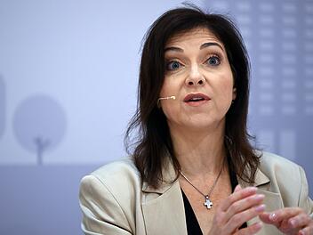 Später in Rente? Ökonomen drängen auf Reformen – und warnen vor "tickender Zeitbombe"