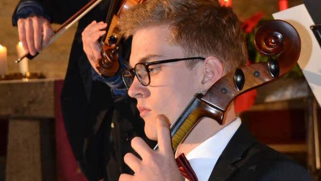 Alexander Wulf und Dörte Vaihinger Görg vom Schulorchester