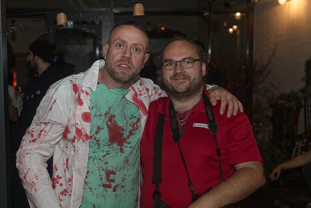 ME & MY (ZOMBIE) GIRLS HALLOWEEN