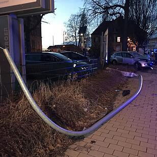 Auto überschlägt sich: Verletzter bei Unfall in Bayreuth