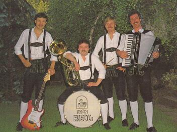 Die legendären "Rhön Biedl´s": Bei der "Wengertsgaudi" in Ramsthal spielen die Musiker nochmal zusammen. Foto: Andreas Lomb