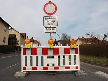 Noch bis Anfang Juni ist die Bundesstraße nach Bad Kissingen hinein ab der Ortsmitte Arnshausen gesperrt. Foto: Ralf Ruppert