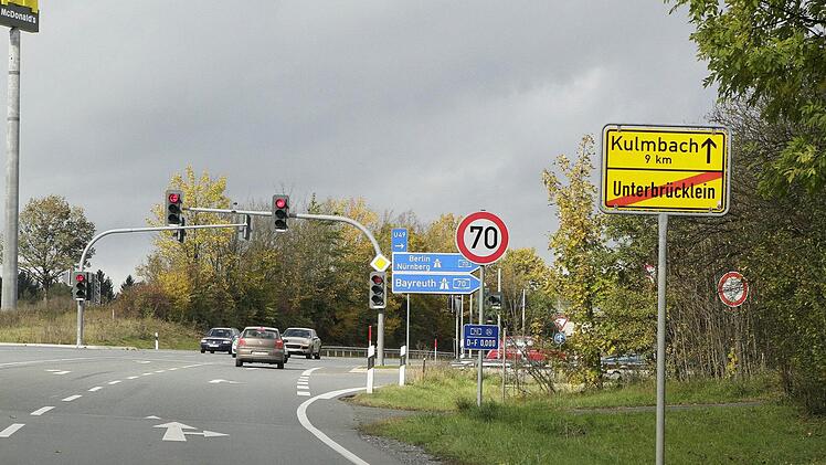 Ein ständiger Quell für Geräusche: die Auffahrt zur A70 in Unterbrücklein. Deswegen plädieren Bürger für besseren Lärmschutz.Jochen Nützel
