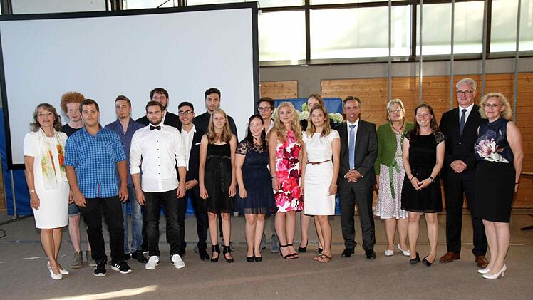 Die Absolventen  Foto: Richard Sänger