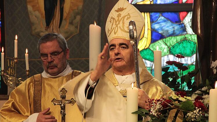 Festgottesdienst in der Begegnungsstätte Heroldsbach.  Josef Hofbauer
