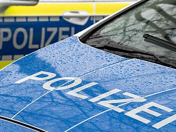 Ruhestörung in Bayreuth: Mann wirft Anwohnerin Flasche ins Gesicht