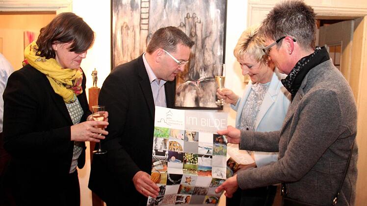 Angela Börnicke, Karsten Fischkal, Siggi Wolt und Jutta Köhler sind "IM BILDE".