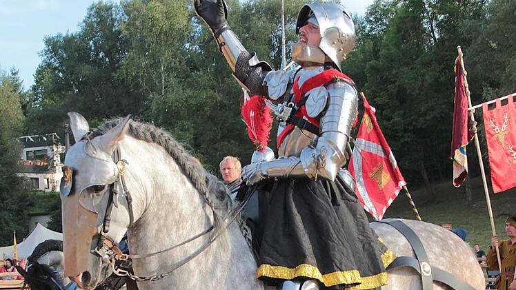 Historisch präzise soll es beim Turnier im August 2017 auf der Veste Coburg zugehen. Foto: Stadt Sankt Wendel