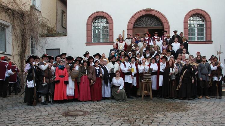 Die Viertelmeister mit Gefolge