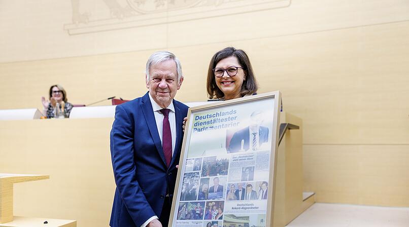 N&uuml;rnberg: Landtagsabgeordneter Karl Freller stellt besonderen Rekord auf