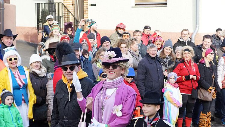 Gaudiwurm in DiebachFoto: Arkadius Guzy