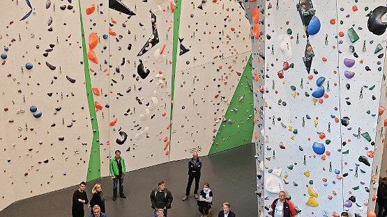 Die Kletterw&auml;nde sind bis zu 18 Meter hoch.