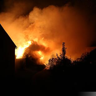 Großbrand im Kreis Hof