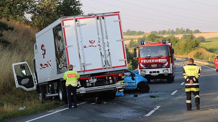 Bei einem t&ouml;dlichen Unfall im Landkreis Hof ist ein Autofahrer ums Leben gekommen. Foto: News5 / Fricke
