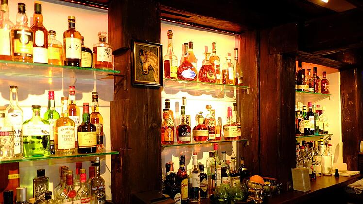 Enchev verwendet für seine Cocktails keine Säfte, sondern nur frische Früchte. Foto: Nikolas Pelke