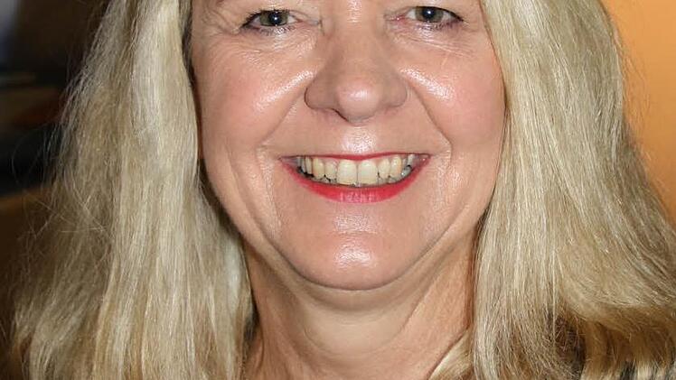 "Der Begriff Kur ist heute sehr verwässert", sagt die Bad Brückenauer Kurdirektorin Andrea Schallenkammer. Viele Menschen würden bei dem Begriff eher an Haar-Kur, als an Prävention denken. "Aber wir wollen an den Begriff anknüpfen." Schließlich lohne sich der Blick auf die Blütezeit der Kur: "Damals hatten wir keine Fälle von Burnout, vielleicht waren diese Auszeiten ja gar nicht so verkehrt."