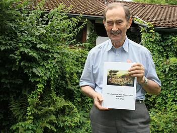 Ditmar Kühne hat historische Familienbeziehungen der Stadt dokumentiert und in Buchform veröffentlicht.