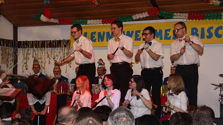 Mit Luftpumpen kann man auch Musik machen - zumindest in Kleinwenkheim