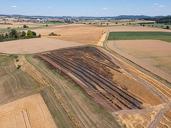 Am Sonntag brannte ein Feld im Kreis Coburg.