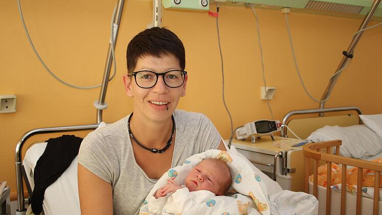Der kleine Finn hat ein besonderes Geburtsdatum. Am 19. 9. 2019 hat ihn seine Mutter Nicole um 19.19 Uhr zur Welt gebracht. Foto: Alexander Hartmann