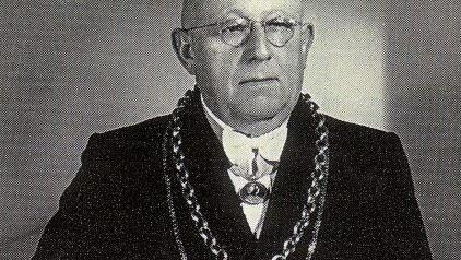 Baptist Thron ist Kronachs erster Bürgermeister nach Kriegsende. Er muss das Chaos organisieren.Repro: Gerd Fleischmann