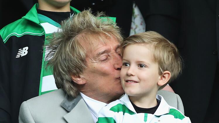 Rod Stewart hat acht Kinder von f&uuml;nf Frauen.