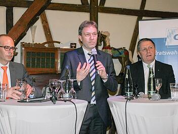 Der Lichtenfelser Landrat Christian Meißner, CSU-Landratskandidat Christian Meißner und Kulmbachs Oberbürgermeister Henry Schramm standen den Fragen der Zuhörer Rede und Antwort. Foto: Veronika Schadeck