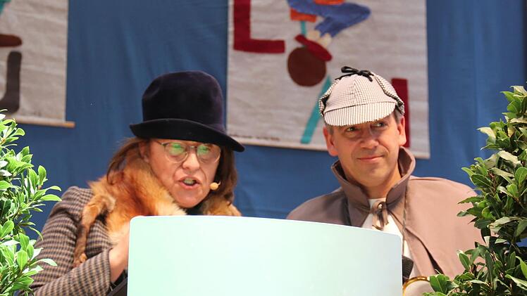 Impressionen vom Seniorenfasching    Foto: Johanna Blum