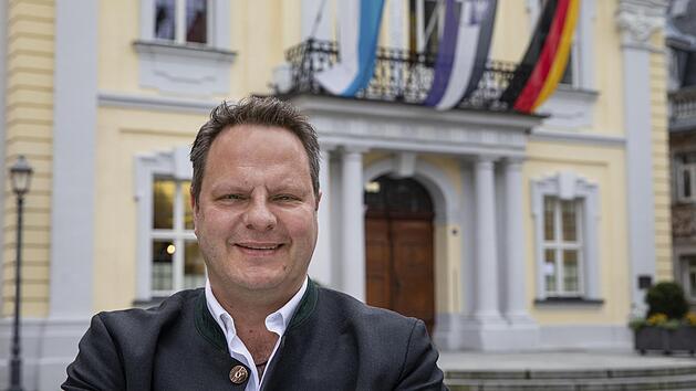 Das Rathaus ist seit einem Jahr sein Arbeitsplatz: Am 1. Mai 2020 begann die Amtszeit des neuen Kulmbacher Oberb&uuml;rgermeisters Ingo Lehmann (SPD).