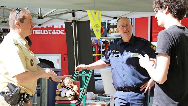 Bei der großen Geräte- und Fahrzeugschau am Anger hatten die Besucher die Möglichkeit, sich auch über Sicherheitsfragen zu informieren.