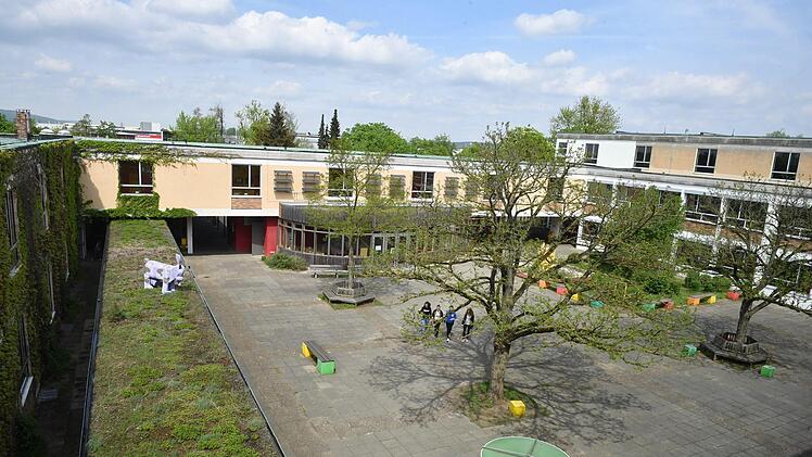 Dientzenhofer-Gymnasium. Foto: Ronald Rinklef