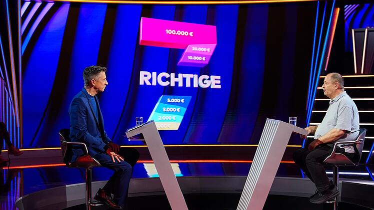 Kreuzverhör am Quizpult: Steffen Hallaschka (links) nimmt sich Wilfried zur Brust.