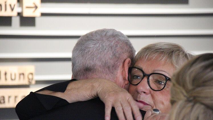 Empfang zum 60. Geburtstag von OB Frank Rebhan in Neustadt bei Coburg - hier der Jubilar mit Petra Schneider von der Coburger SPDOliver Schmidt