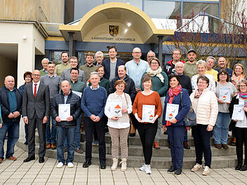 Landkreis Lichtenfels: Landrat zeichnet Preisträger für Fledermausschutz aus Landkreis Lichtenfels: Landrat zeichnet Preisträger für Fledermausschutz aus