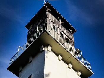 20 Meter hoch ist der Turm auf der Radspitze. Von dort aus hat der Wanderer beste Aussichten. Fotos: Heiko Hartmann