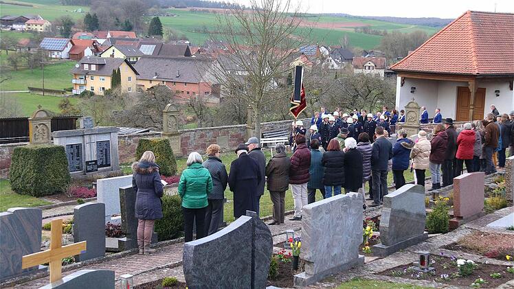 Gedenken in Windheim  Foto: Schaar