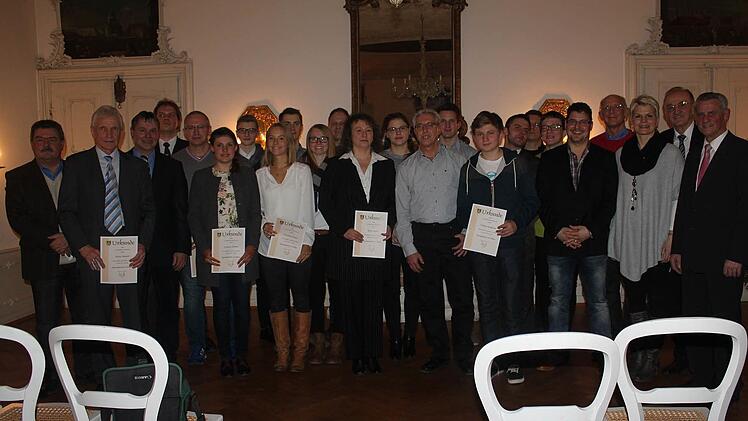 Zahlreiche erfolgreiche Sportler durften sich über die Silbermedaille freuen.