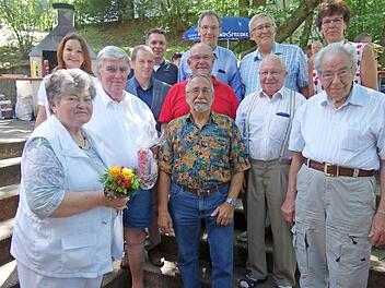 Ehrungen standen an für 40 Jahre Mitgliedschaft anlässlich der 40-Jahr-Feier des Förderkreises und des Jugend- und Freizeitzentrums der "Falken".  Foto: Doris Weidner