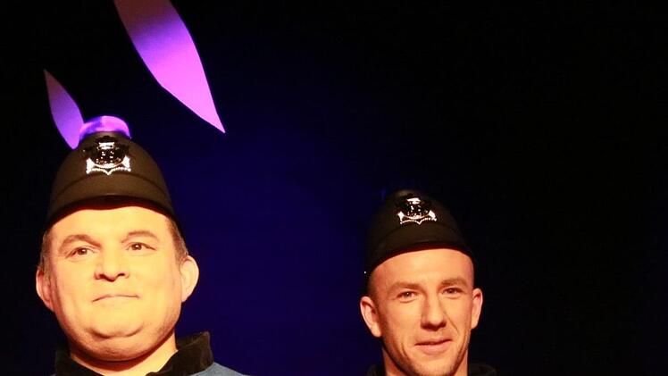 Das Männerballett mit dem Schautanz "Diamantenfieber". Foto: Jürgen Gärtner