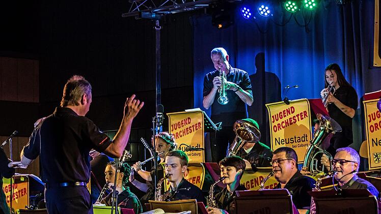 Begeisternder Auftritt: Das Jugendorchester Neustadt präsentierte in der Mehrzweckhalle Heubischer Straße ein ebenso anspruchsvolles wie vielfältiges Programm.Foto: Jochen Berger