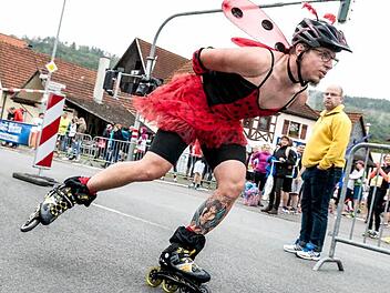 Der Trendsport Speed-Skating entwickelt sich immer mehr zum Leistungssport. Die Breite fehlt. Deshalb laufen viele nur noch zum Spaß.  Foto: Archiv