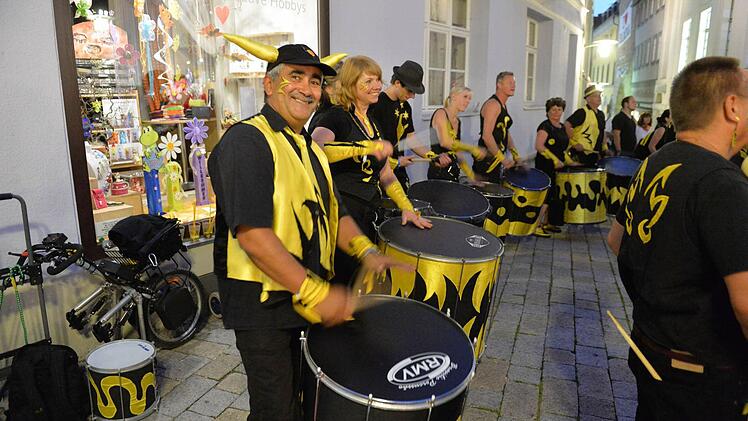 Getrommelt wird an fast allen Ecken. Foto: Ronald Rinklef