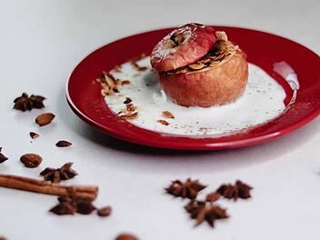 Bratapfel mit Vanillesoße