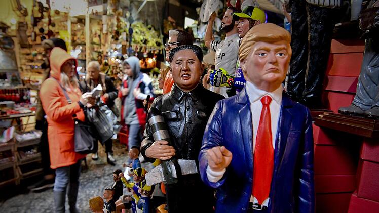 Krippenspiel mit Trump und Kim Jong Un