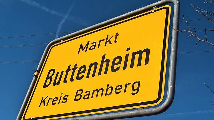 In Buttenheim spielte sich am 28. Juli 2015 ein schwerer Raub ab, bei dem eine Seniorin um ihr Leben fürchten musste.  Foto: Ronald Rinklef