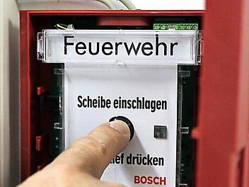 Sobald ein Brand gemeldet wird, muss die Feuerwehr ausrücken. Egal ob es brennt oder nicht. Foto: Benedikt Borst