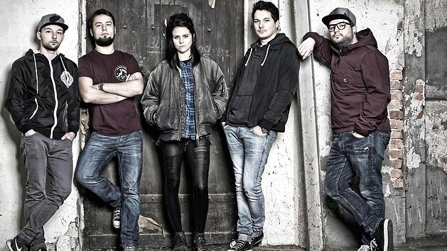 Die Band Cycoside l&auml;sst es bei der Aftershowparty des Bandcontests in Bamberg krachen. Foto: "Cycoside"