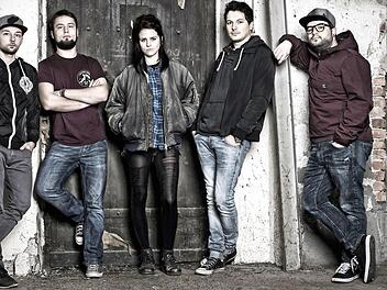Die Band Cycoside lässt es bei der Aftershowparty des Bandcontests in Bamberg krachen. Foto: "Cycoside"